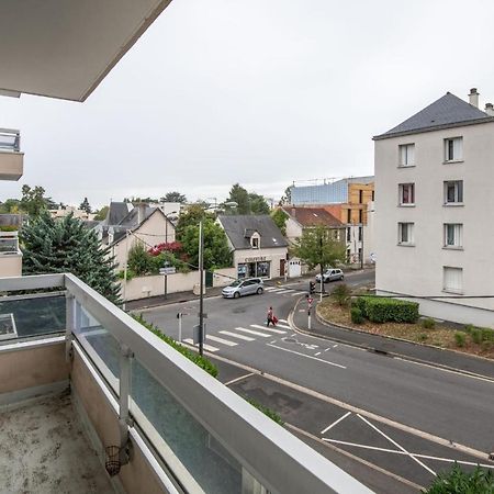 Ferienwohnung Beautiful F1 Bis In The Heights Of Tours #Private Parking Exterior foto