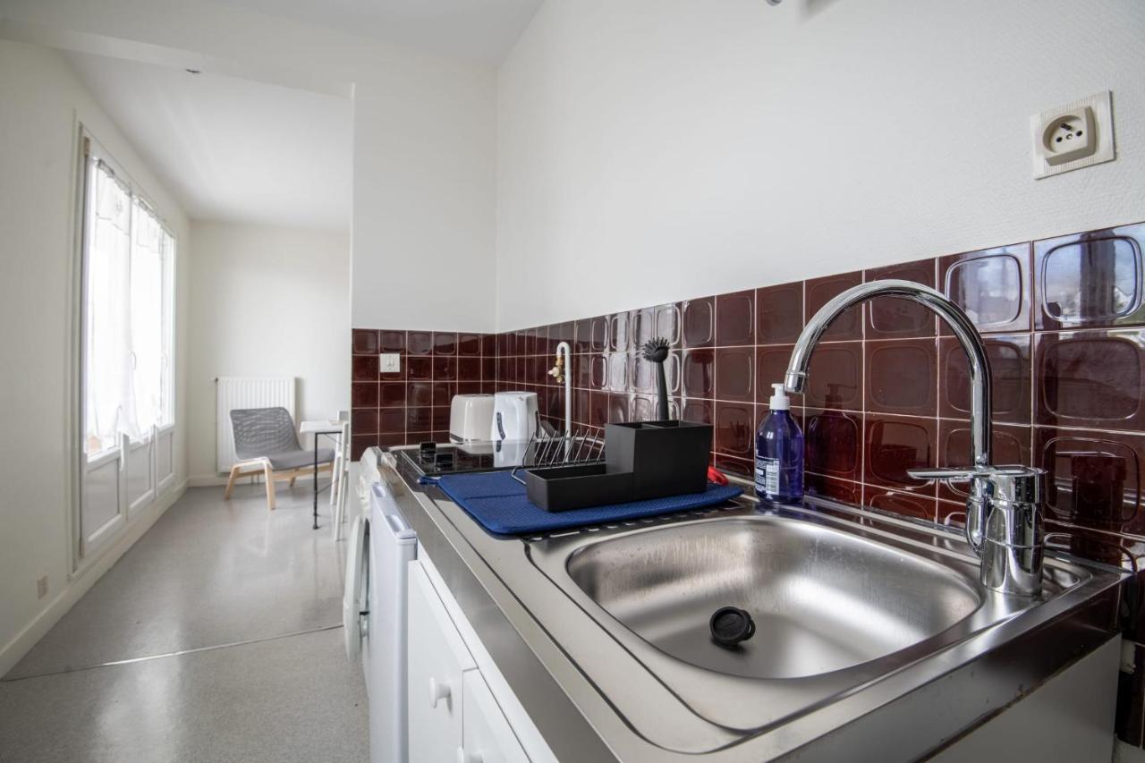 Ferienwohnung Beautiful F1 Bis In The Heights Of Tours #Private Parking Exterior foto